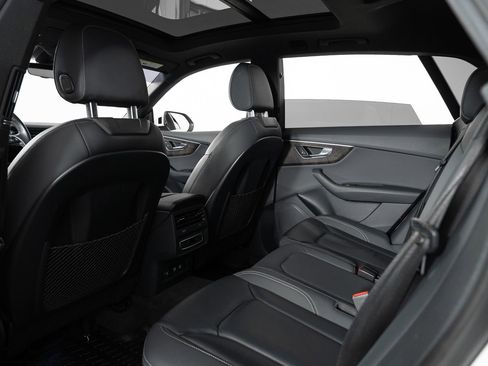 Used 2019 Audi Q8 Premium w/ Convenience Package image 19