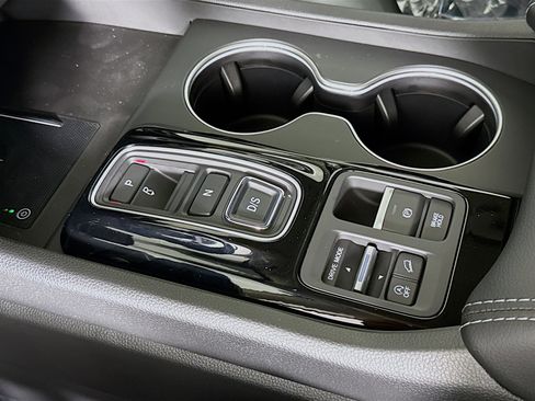 New 2025 Honda Pilot Touring image 20