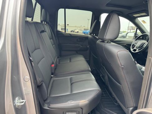 Certified 2025 Honda Ridgeline TrailSport+ image 11