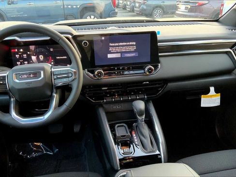 New 2026 GMC Canyon Elevation image 7