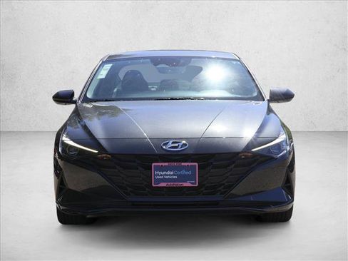 Certified 2021 Hyundai Elantra SEL FWD image 2