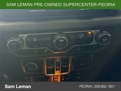 Used 2024 Jeep Gladiator Sport AWD/4WD image 15