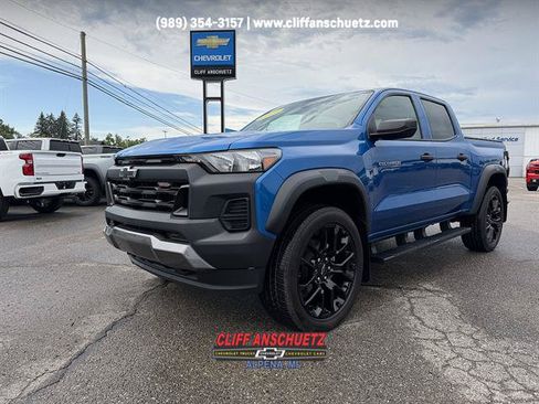 Used 2023 Chevrolet Colorado Trail Boss w/ Advanced Trailering Package AWD/4WD image 1