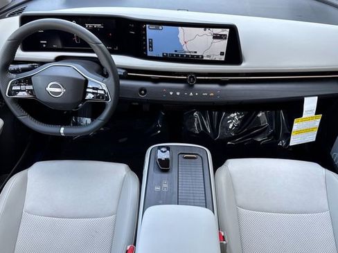 New 2025 Nissan Ariya AWD image 11