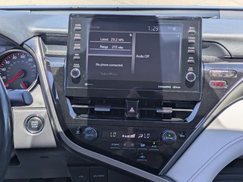 Used 2024 Toyota Camry XSE FWD image 21
