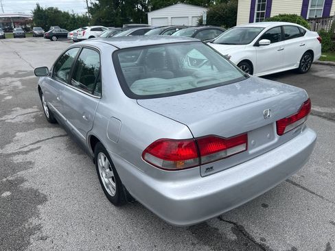 Used 2002 Honda Accord SE image 8