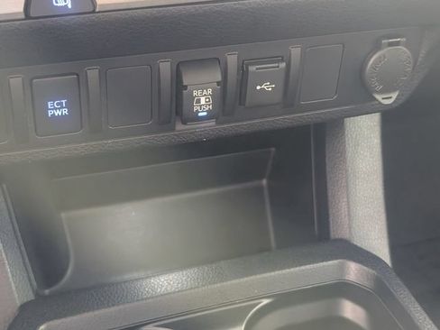 Used 2021 Toyota Tacoma SR5 RWD image 21