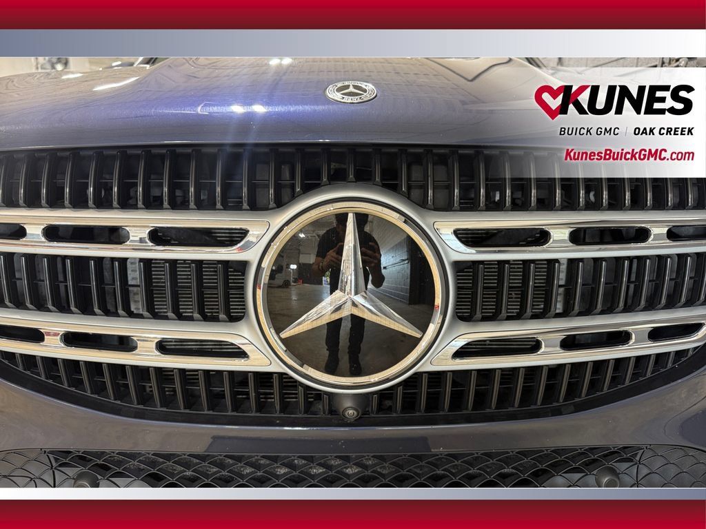 Used 2025 Mercedes-Benz GLE 350 4MATIC image 41