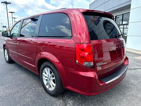 Used 2015 Dodge Grand Caravan SXT w/ UConnect Hands-Free Group image 4