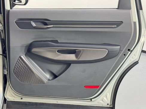 Used 2024 Kia EV9 Light Long Range image 43