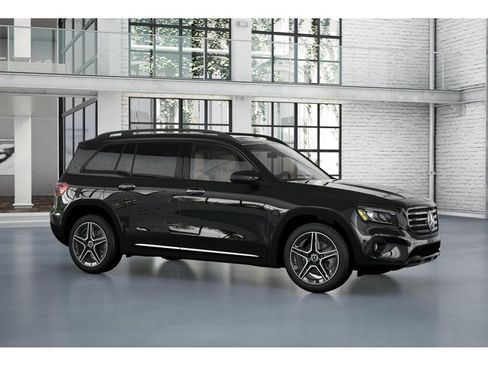New 2026 Mercedes-Benz GLB 250 4MATIC image 13