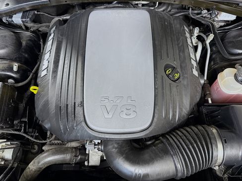 Used 2023 Dodge Challenger R/T w/ Plus Package image 37