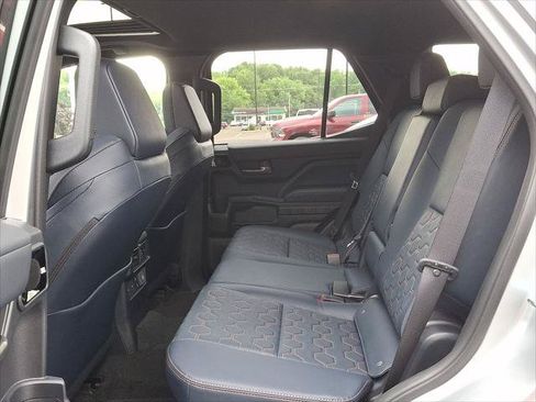 Certified 2026 Toyota 4Runner Platinum AWD/4WD image 22
