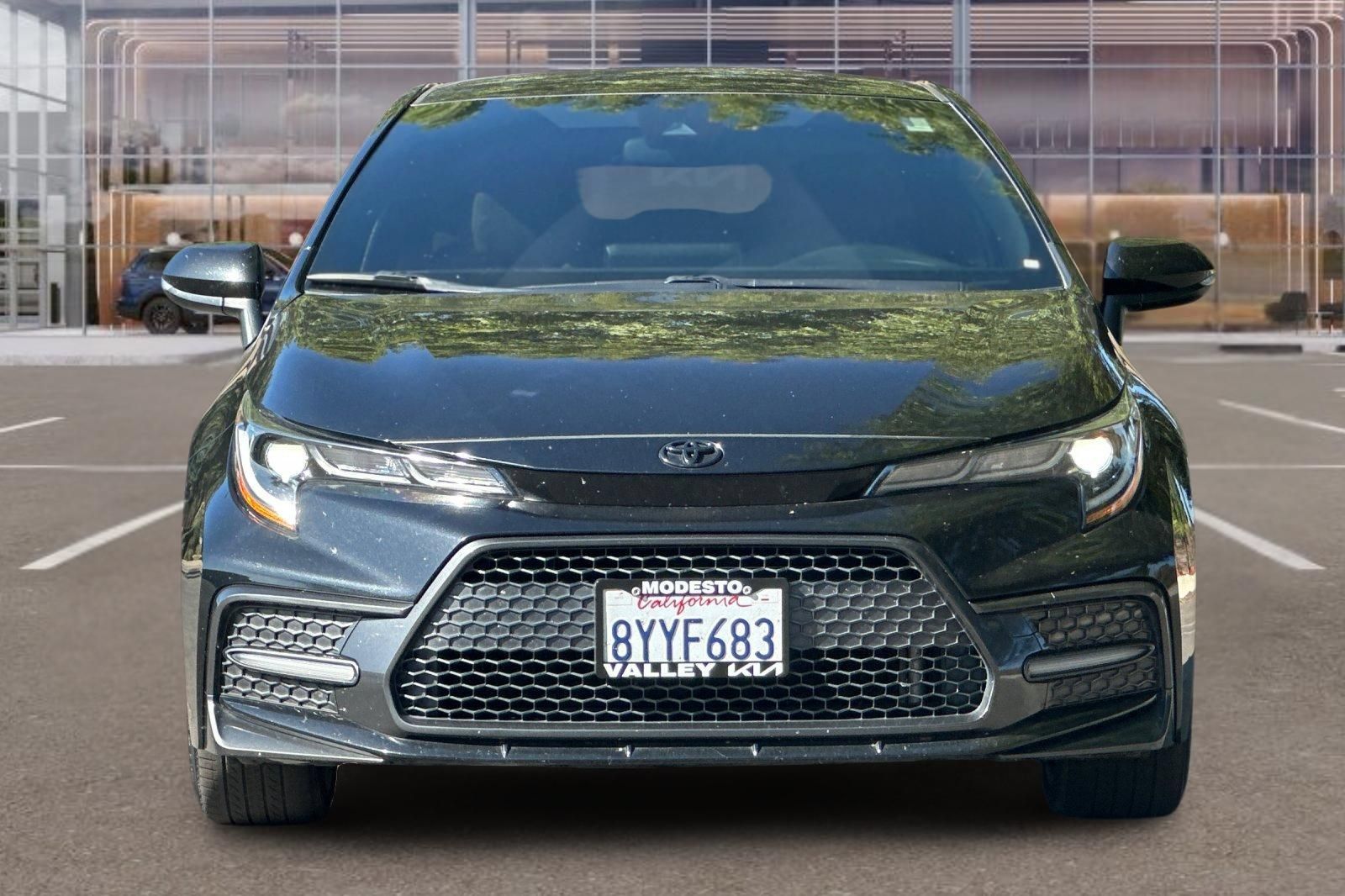 Used 2022 Toyota Corolla SE w/ Body Protection Package (TMS) FWD image 6