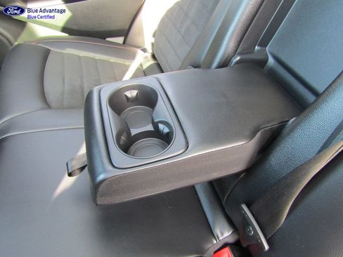 Certified 2024 Ford Edge ST-Line AWD/4WD image 21