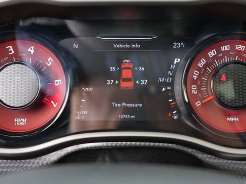 Used 2019 Dodge Challenger SRT Hellcat Redeye image 33