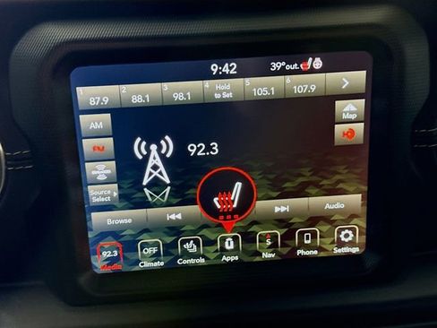 Used 2022 Jeep Wrangler Unlimited Rubicon w/ LED Lighting Group image 15