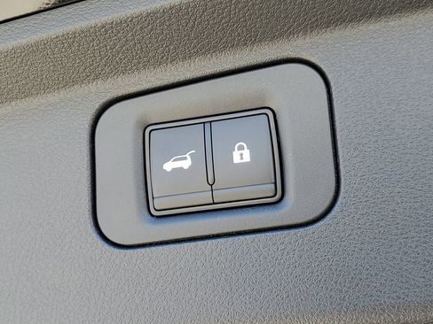 New 2025 Nissan Armada Platinum Reserve w/ Convenience Package image 6