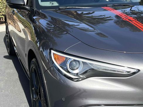 Used 2020 Alfa Romeo Stelvio Ti w/ Nero Edizione image 43