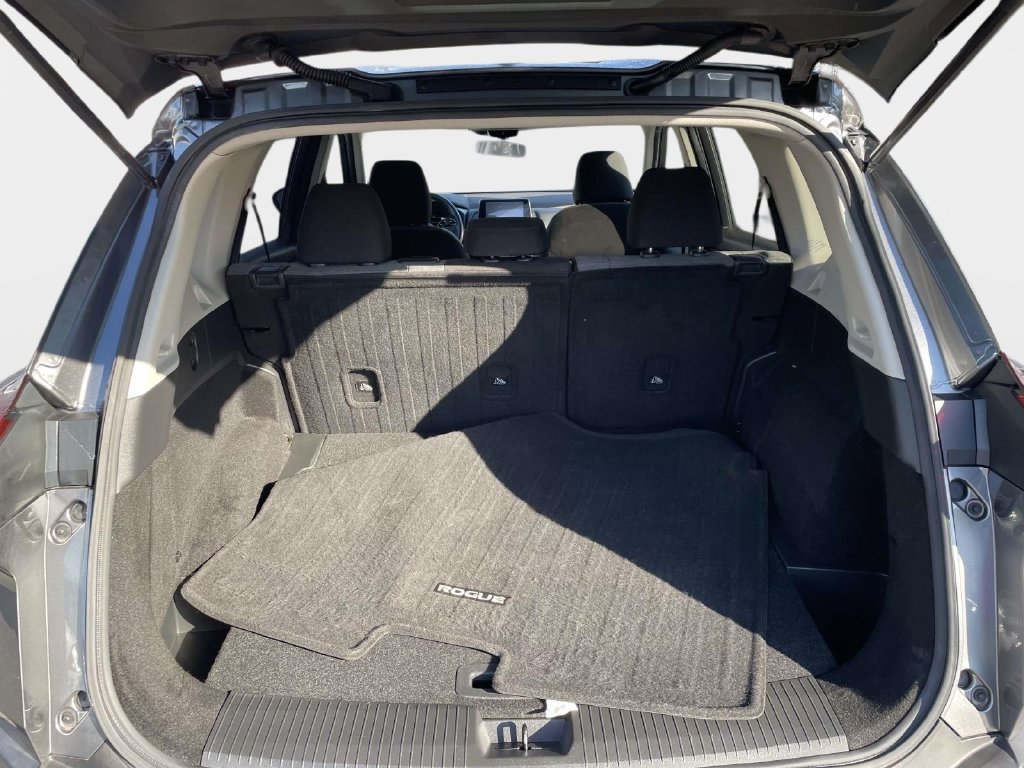 Used 2021 Nissan Rogue SV AWD/4WD image 15