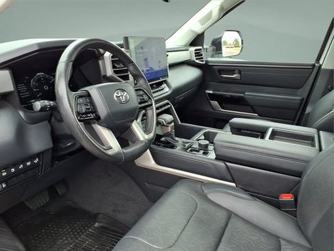 Used 2023 Toyota Tundra Limited AWD/4WD image 11