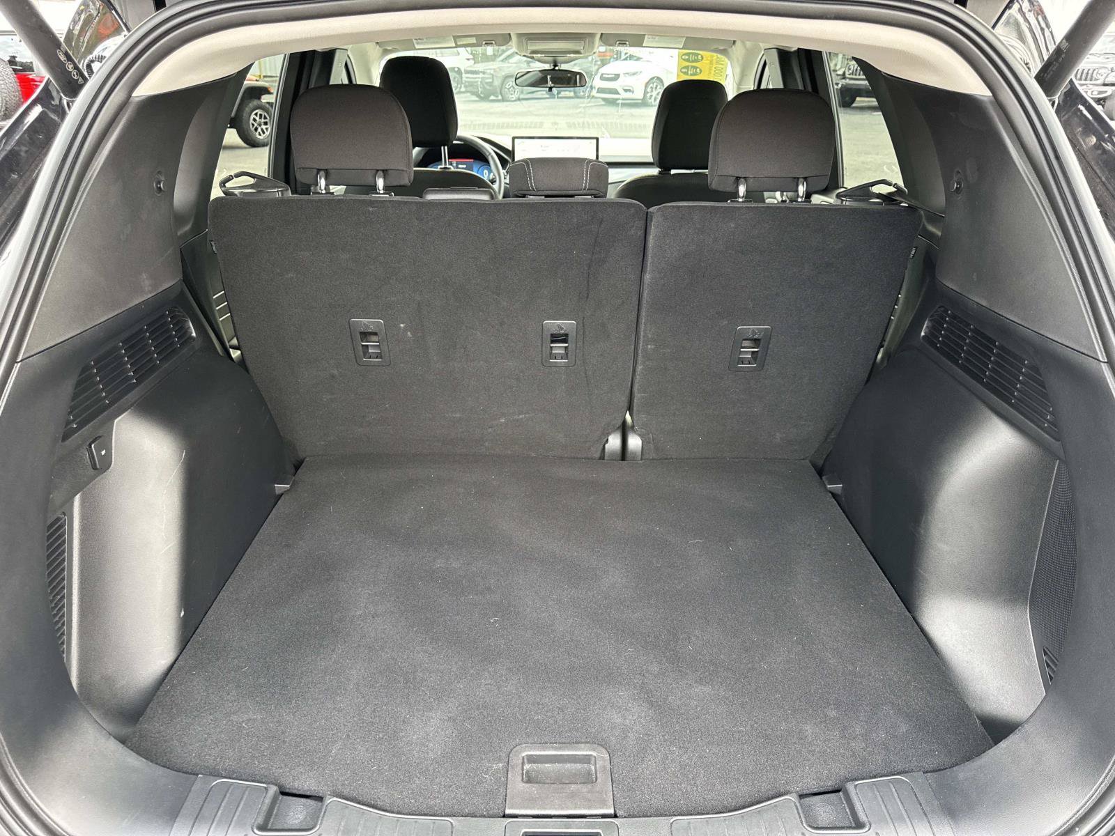 Used 2024 Ford Escape Active w/ Tech Pack #2 AWD/4WD image 12
