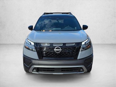 Used 2025 Nissan Pathfinder Rock Creek image 2