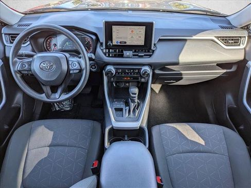 Used 2025 Toyota RAV4 XLE FWD image 17