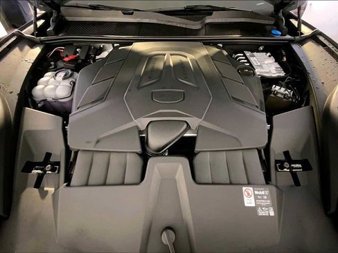 New 2026 Porsche Cayenne image 21