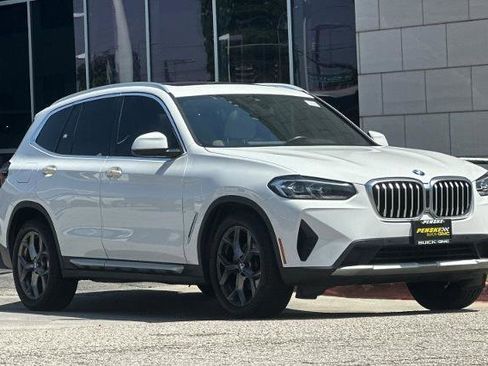 Used 2022 BMW X3 sDrive30i w/ Premium Package 2 RWD image 2