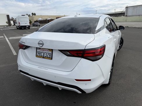 Used 2025 Nissan Sentra SV image 18