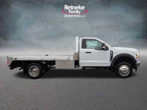 New 2025 Ford F550 4x4 Regular Cab Super Duty image 4