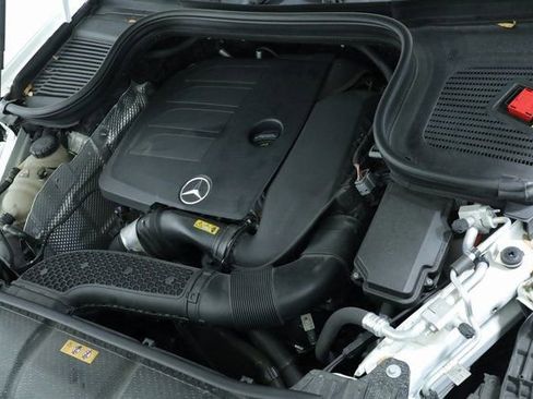 Used 2021 Mercedes-Benz GLE 350 w/ 3rd Row Seat Package image 9