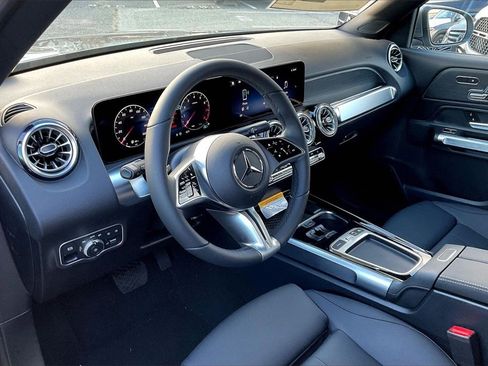 New 2026 Mercedes-Benz GLB 250 GLB 250 image 6