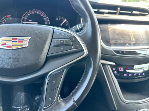 Used 2019 Cadillac XT5 Premium Luxury image 30