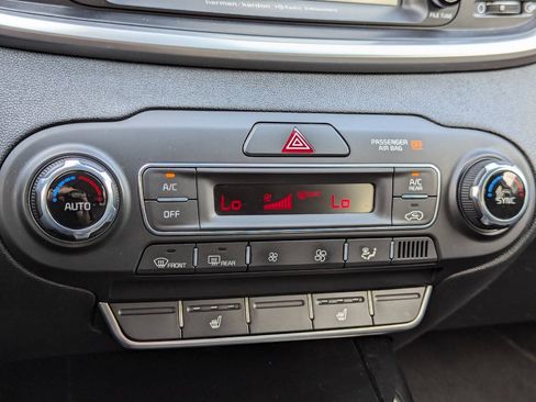 Used 2020 Kia Sorento SX AWD/4WD image 23