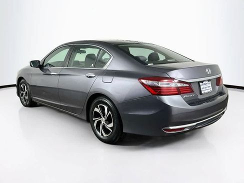 Used 2017 Honda Accord LX image 4
