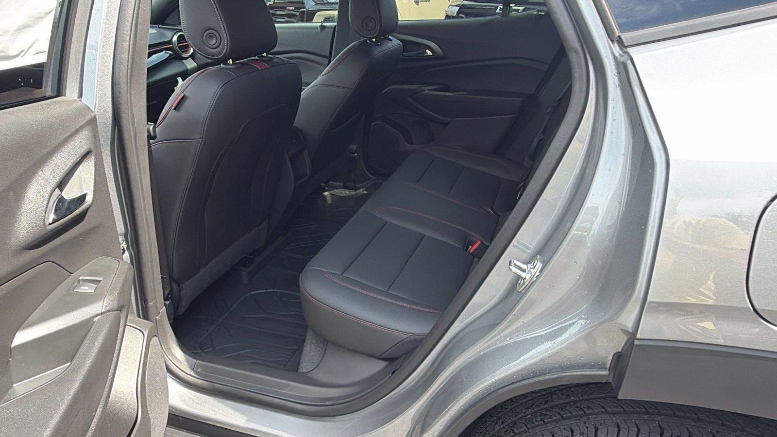 New 2026 Chevrolet Trax RS w/ Driver Confidence Package FWD image 19