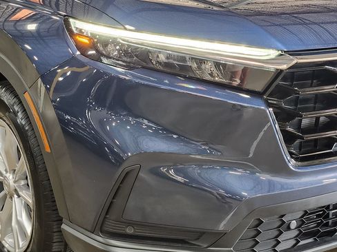 Used 2025 Honda CR-V EX-L image 14
