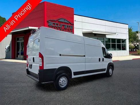 Used 2023 RAM ProMaster 2500 FWD image 5