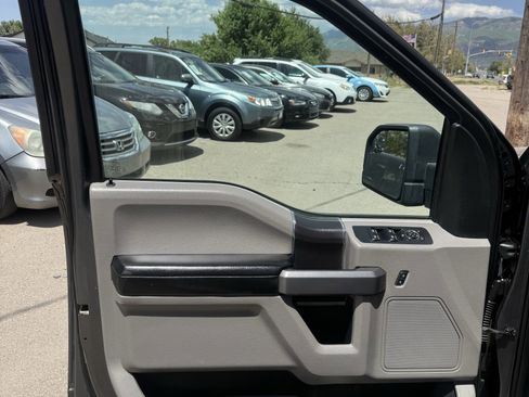 Used 2015 Ford F150 XLT AWD/4WD image 18