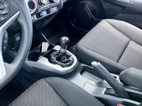 Used 2018 Honda Fit EX image 16
