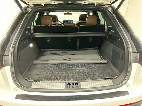 Used 2022 Lincoln Nautilus Reserve w/ Equipment Group 202A image 23