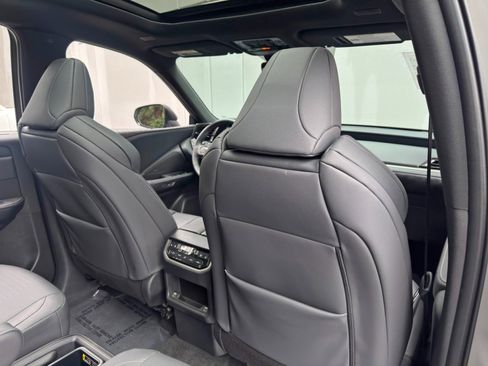 Used 2025 Lexus TX 350 AWD w/ Technology Package image 38