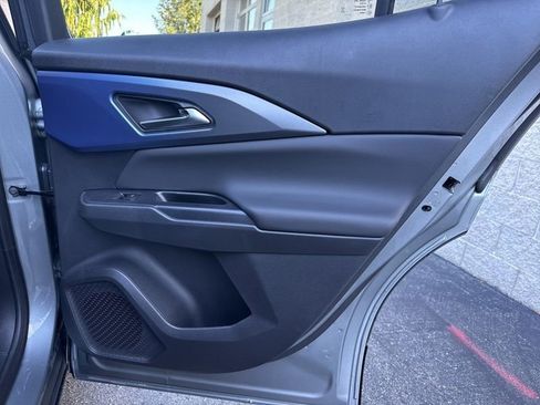 New 2026 Chevrolet Equinox EV LT w/ Convenience Package II FWD image 43
