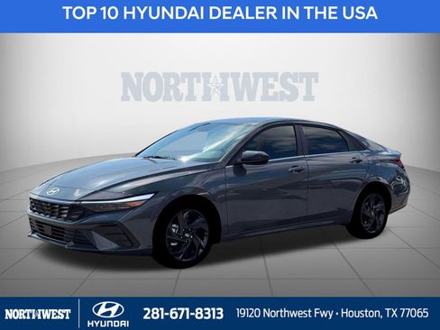 New 2026 Hyundai Elantra SEL Sport image 2