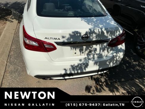 Used 2018 Nissan Altima 2.5 S FWD image 5