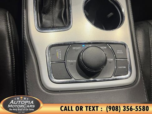 Used 2021 Jeep Grand Cherokee SRT image 35