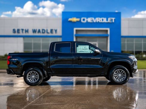 New 2026 Chevrolet Colorado LT w/ LT Convenience Package AWD/4WD image 8