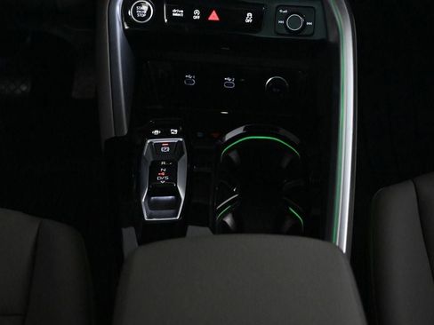Used 2025 Audi Q5 Premium w/ Convenience Package AWD/4WD image 14